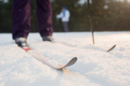 Pack ski occasion : l'équipement idéal pour skier à petit prix